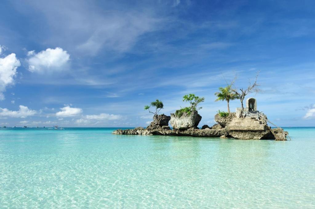 Fat Jimmy'S Hotel Boracay Balabag  Екстериор снимка